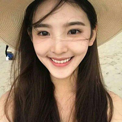 外婆带着黄金和存折迎接高考外孙女